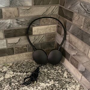 Black Wired Headphones NWOT
